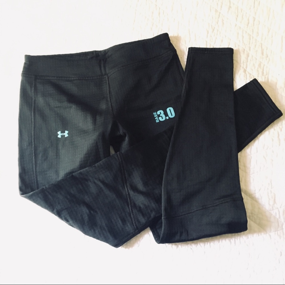 *SOLD Under Armour Cold Gear 3.0 Base Pants